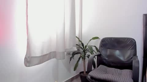 Isabella and Alessandro online show from 03.23.26