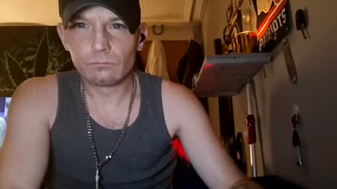 Snapshot of dougiebisme chatting on 07.18.26 dougiebisme online show from 07.18.26