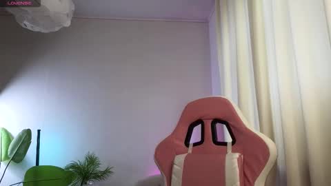 Lisbeth Salander online show from 12.04.25