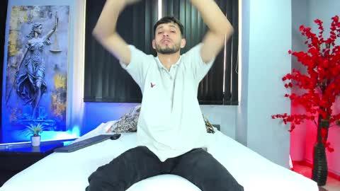 Snapshot of drake_and_zara chatting on 04.06.26 Drake and Zara online show from 04.06.26