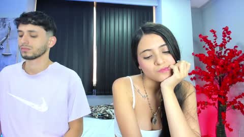 Snapshot of drake_and_zara chatting on 04.10.26 Drake and Zara online show from 04.10.26