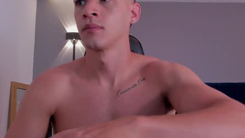 Snapshot of drake_carter1 chatting on 12.21.24 drake_carter1 online show from 12.21.24