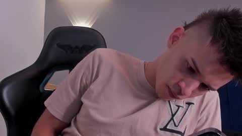 Snapshot of drake_carter1 chatting on 12.23.24 drake_carter1 online show from 12.23.24