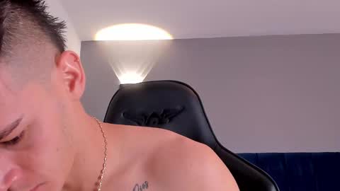 Snapshot of drake_carter1 chatting on 02.11.25 drake_carter1 online show from 02.11.25