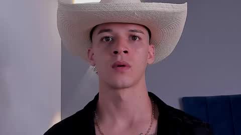 Snapshot of drake_carter1 chatting on 09.28.25 drake_carter1 online show from 09.28.25