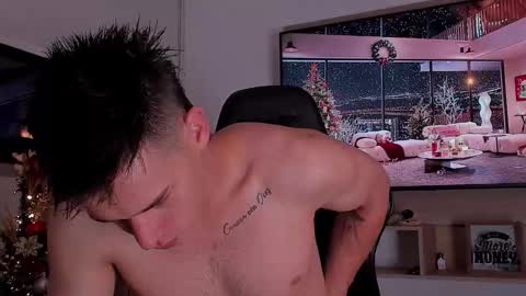 Snapshot of drake_carter1 chatting on 12.13.25 drake_carter1 online show from 12.13.25