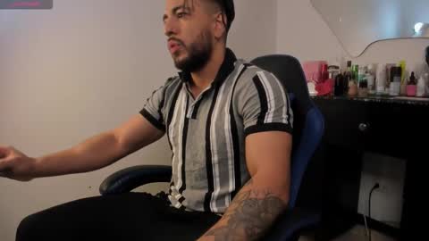 Snapshot of drake_jackson11 chatting on 12.02.25 drake jackson11 online show from 12.02.25