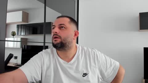 Snapshot of draven_a chatting on 01.11.25 Draven A online show from 01.11.25