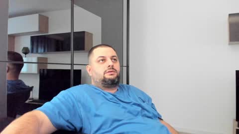 Snapshot of draven_a chatting on 01.12.25 Draven A online show from 01.12.25