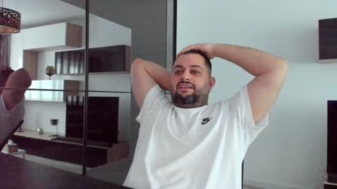 Snapshot of draven_a chatting on 01.14.25 Draven A online show from 01.14.25