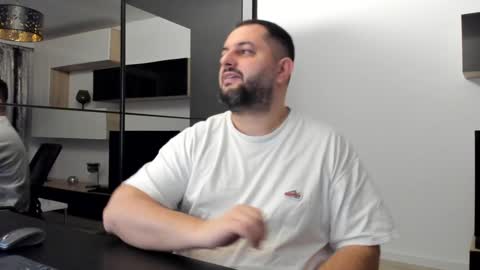 Snapshot of draven_a chatting on 01.27.25 Draven A online show from 01.27.25