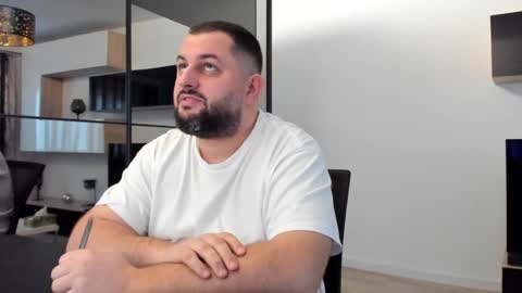 Snapshot of draven_a chatting on 02.07.25 Draven A online show from 02.07.25