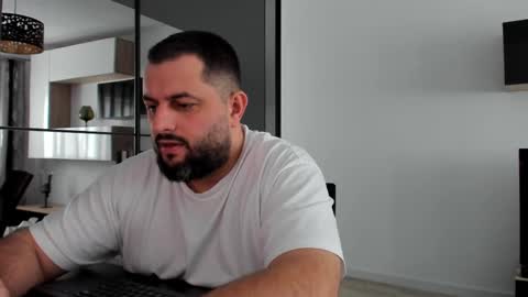 Snapshot of draven_a chatting on 02.11.25 Draven A online show from 02.11.25