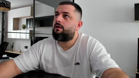 Snapshot of draven_a chatting on 03.08.25 Draven A online show from 03.08.25