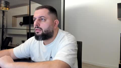 Snapshot of draven_a chatting on 03.08.25 Draven A online show from 03.08.25