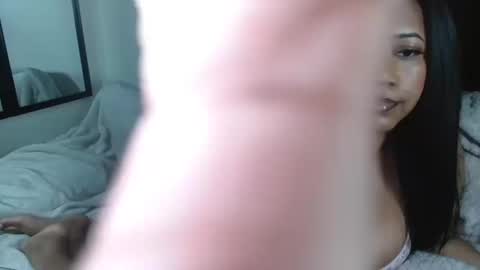 Snapshot of drayanicole1 chatting on 02.12.25 Draya Nicole online show from 02.12.25