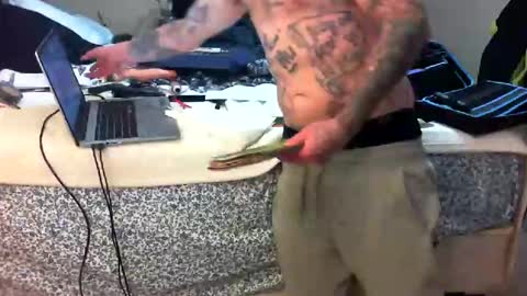 Snapshot of dreaded_folks chatting on 03.09.26 dreaded_folks online show from 03.09.26