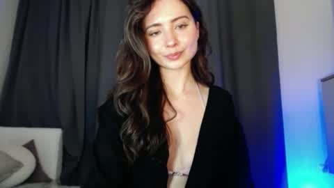 Snapshot of dream_nicole02 chatting on 02.23.25 Nicole online show from 02.23.25