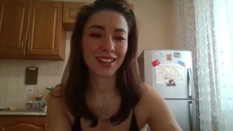 Snapshot of dream_petal_ chatting on 04.25.26 dream_petal_ online show from 04.25.26