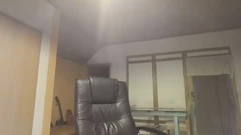 Snapshot of dreambob chatting on 06.21.26 Dreambob online show from 06.21.26