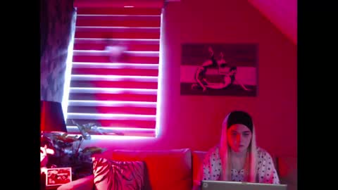 A girl online show from 01.13.25