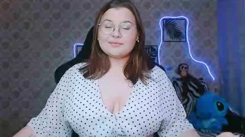 Snapshot of dreamforyoue2 chatting on 09.09.25 dreamforyoue2 online show from 09.09.25