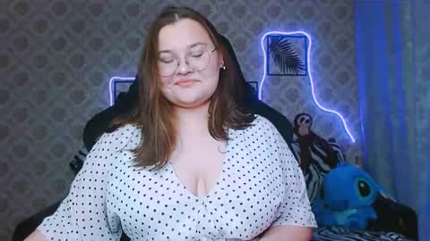 Snapshot of dreamforyoue2 chatting on 09.12.25 dreamforyoue2 online show from 09.12.25