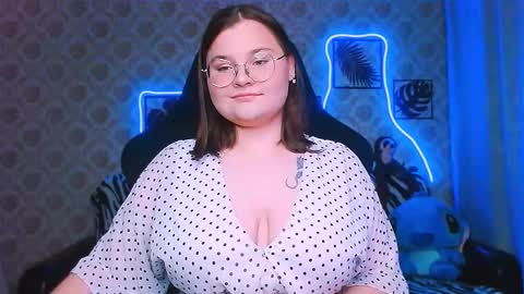 Snapshot of dreamforyoue2 chatting on 10.09.25 dreamforyoue2 online show from 10.09.25