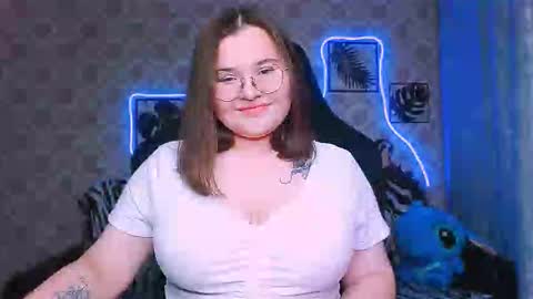 Snapshot of dreamforyoue2 chatting on 10.15.25 dreamforyoue2 online show from 10.15.25