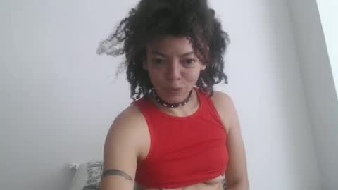 Snapshot of dreamylatina chatting on 05.18.26 DreamyLatina online show from 05.18.26