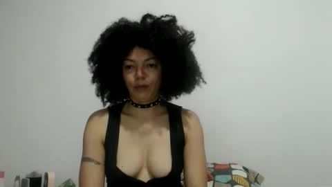 Snapshot of dreamylatina chatting on 05.26.26 DreamyLatina online show from 05.26.26