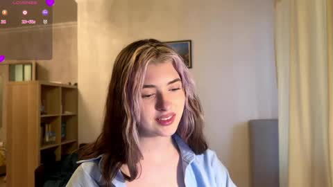 Snapshot of dremazwahlen chatting on 04.28.26 Dia online show from 04.28.26