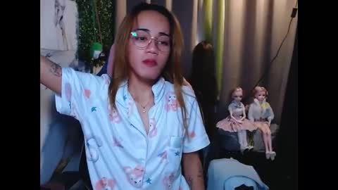 Snapshot of driannasue25 chatting on 01.12.26 Adriana Lovely online show from 01.12.26