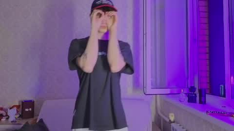 Mark online show from 04.04.26