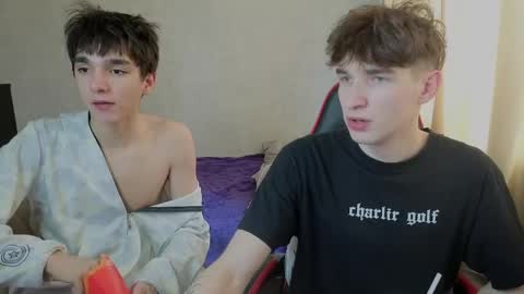 Snapshot of drinklinov chatting on 04.24.26 Mark online show from 04.24.26