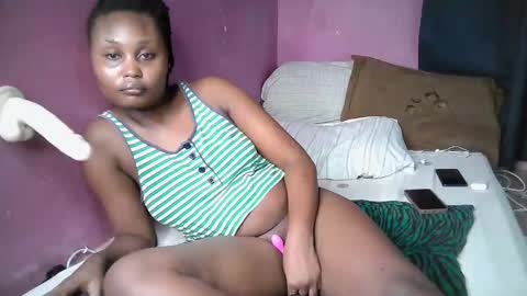 Snapshot of drip_swt chatting on 12.13.25 drip_swt online show from 12.13.25