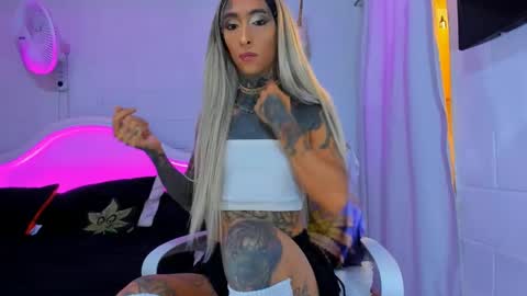 drippyorlove online show from 09.10.25