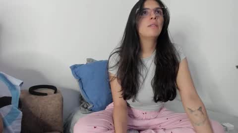 CamiSanti online show from 02.05.26