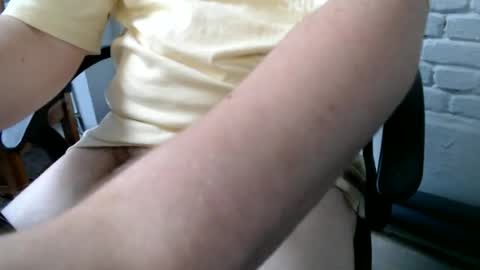 Snapshot of drolve chatting on 06.17.26 drolve online show from 06.17.26