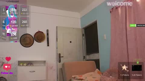 Snapshot of duamilktits chatting on 12.26.24 duamilktits online show from 12.26.24