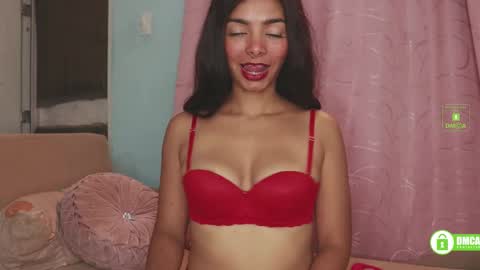 Snapshot of duamilktits chatting on 03.09.25 duamilktits online show from 03.09.25