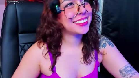 Snapshot of dubraska_rubio chatting on 02.12.26 Dubraska Rubio online show from 02.12.26