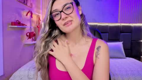 Snapshot of duchessex chatting on 11.08.25 Victoria online show from 11.08.25