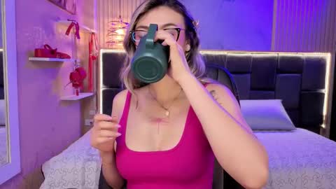 Snapshot of duchessex chatting on 11.09.25 Victoria online show from 11.09.25