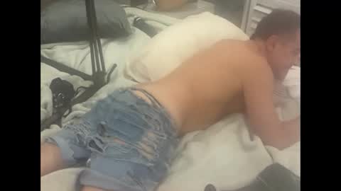 Snapshot of dudebrocuz69 chatting on 02.20.26 Dude online show from 02.20.26