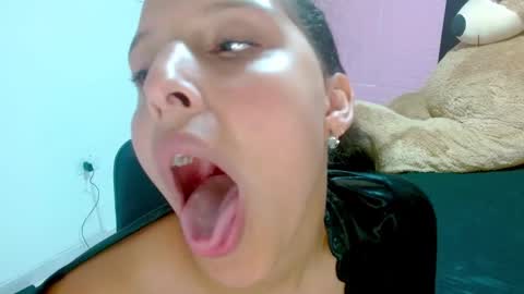 Snapshot of dulce1609 chatting on 02.14.25 dulce1609 online show from 02.14.25