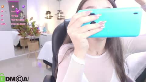 Snapshot of dulce_isabel_ chatting on 02.28.26 dulce_isabel_ online show from 02.28.26