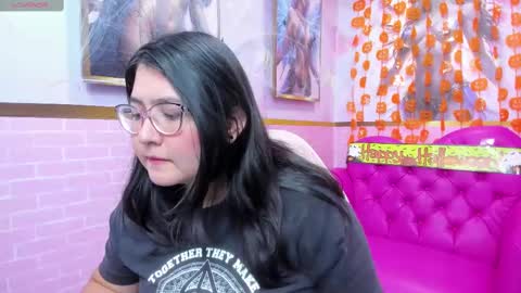 Snapshot of dulce_meow chatting on 10.17.25 Dulce online show from 10.17.25