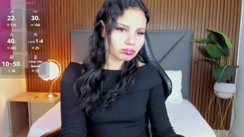 Snapshot of dulce_natyy chatting on 01.16.25 N A T Y online show from 01.16.25