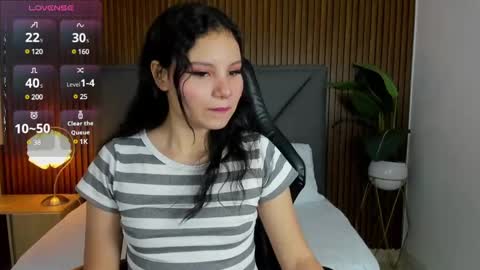 Snapshot of dulce_natyy chatting on 01.17.25 N A T Y online show from 01.17.25